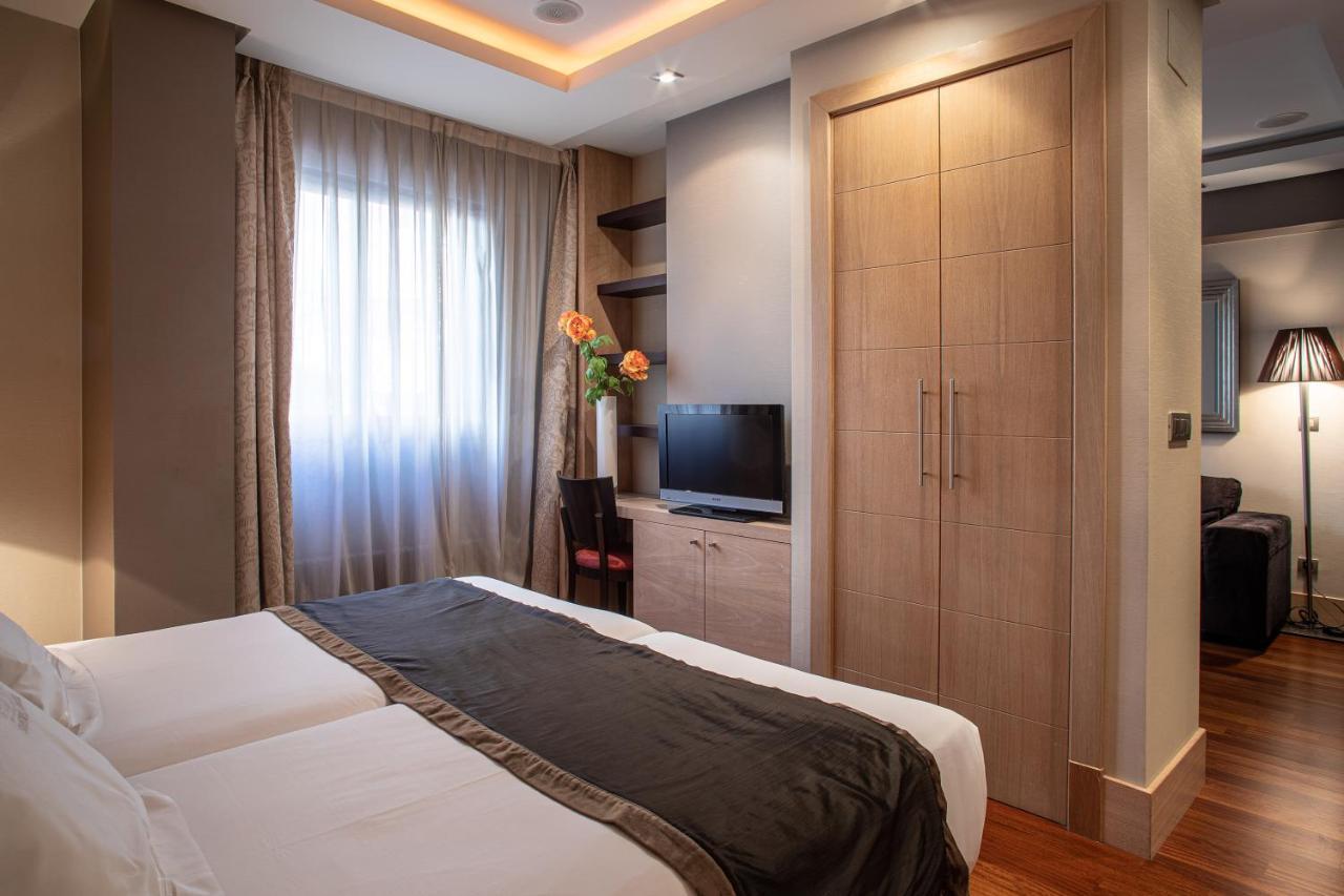 Washington Parquesol Suites & Hotel Valladolid Esterno foto