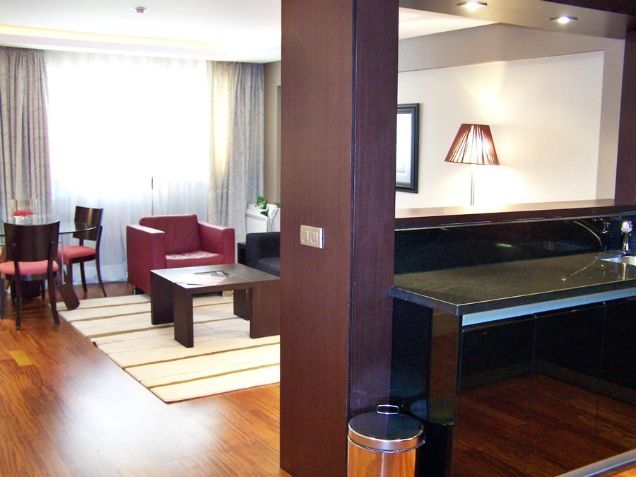 Washington Parquesol Suites & Hotel Valladolid Esterno foto