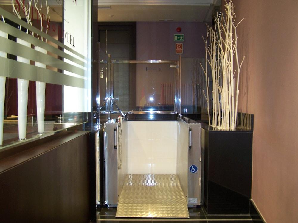 Washington Parquesol Suites & Hotel Valladolid Esterno foto
